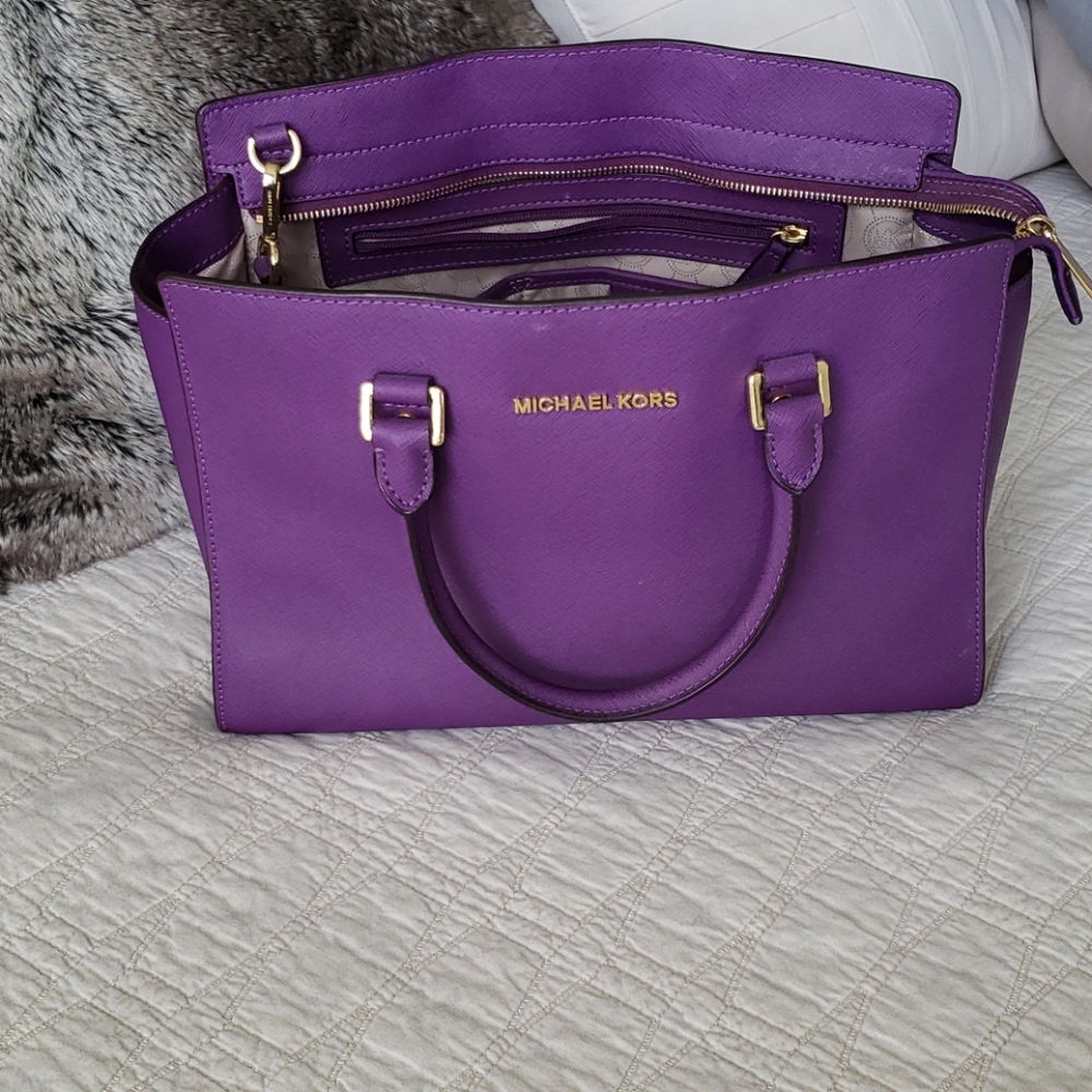 Michael Kors Purse